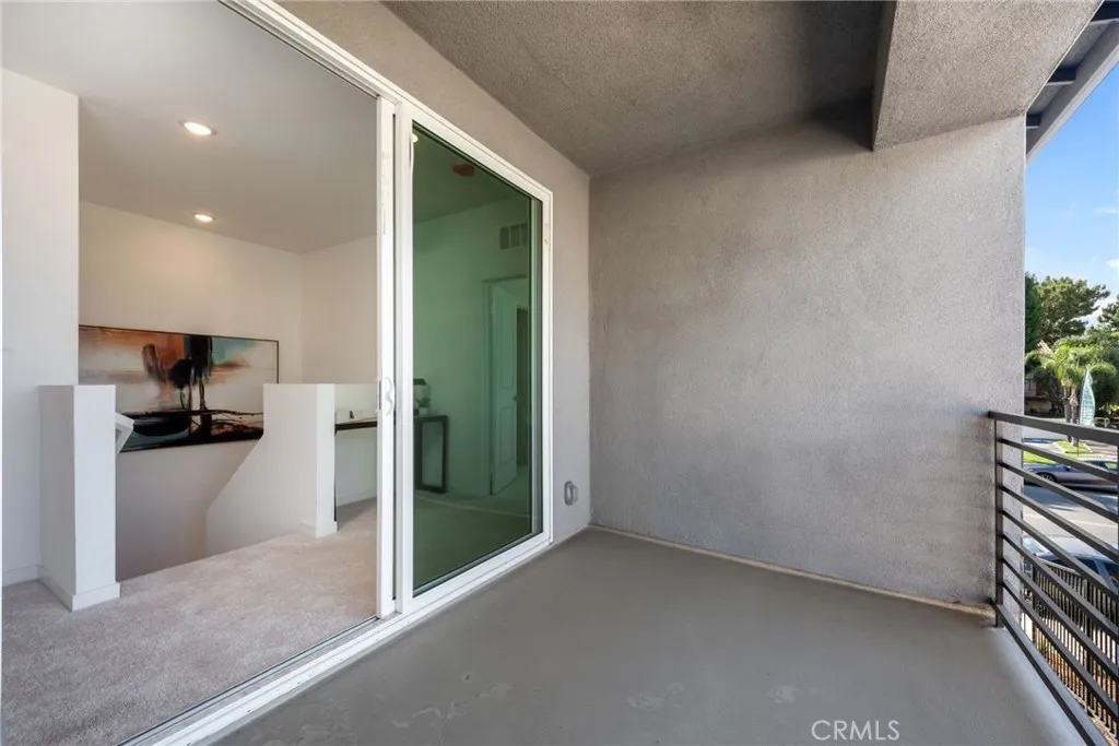 1142 Santo Antonio Drive, Colton, California 92324 home-pic-17